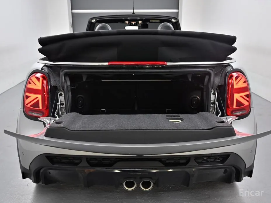 Фото 20 - Mini Cooper Convertible