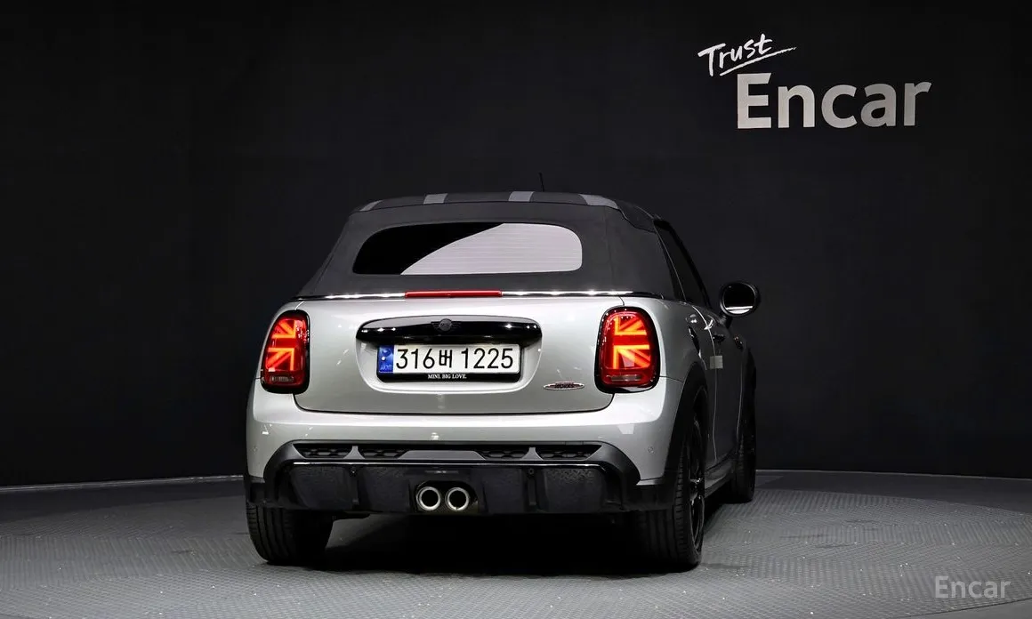 Фото 4 - Mini Cooper Convertible