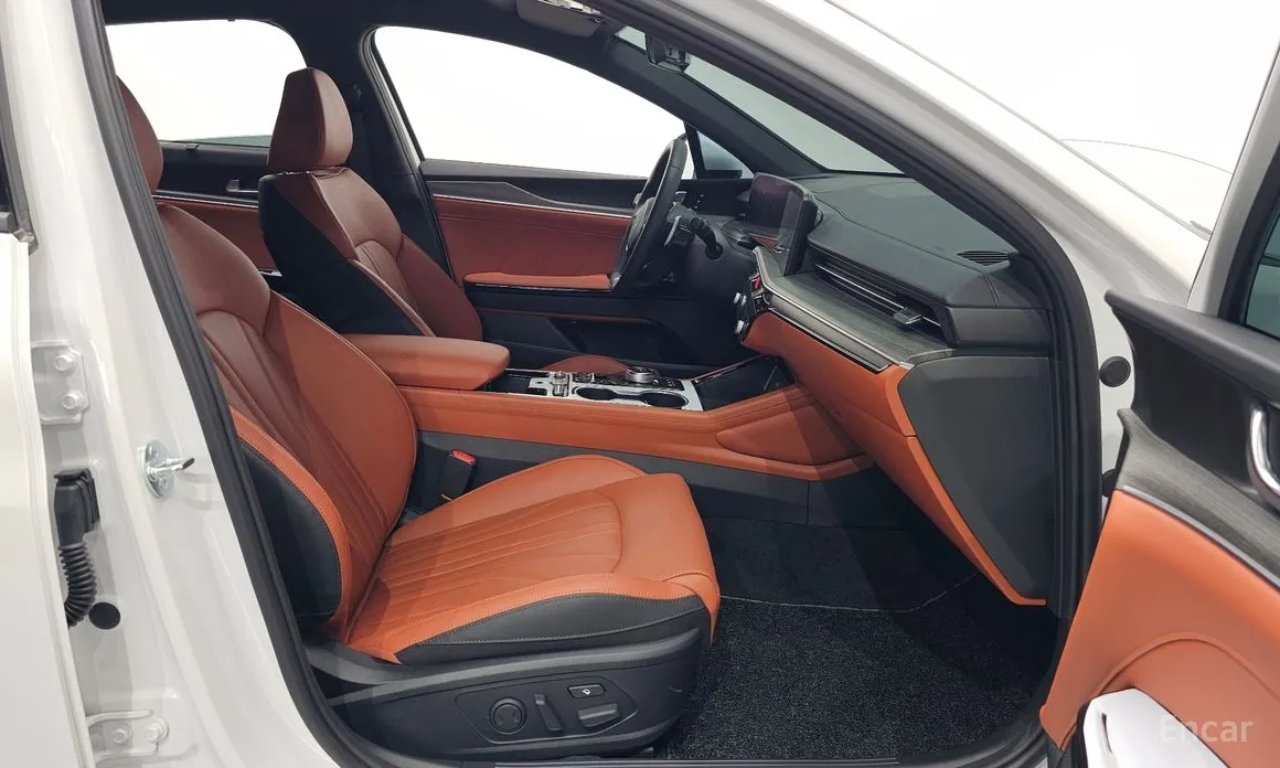 Фото 10 - Kia K5