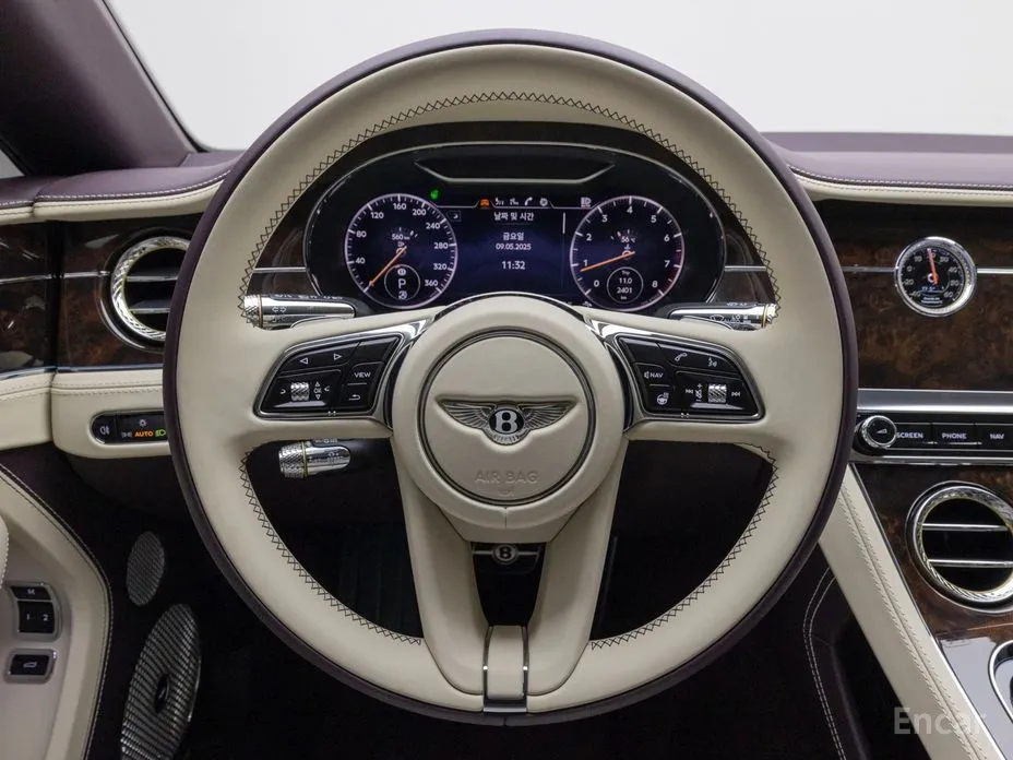 Фото 19 - Bentley Continental GT