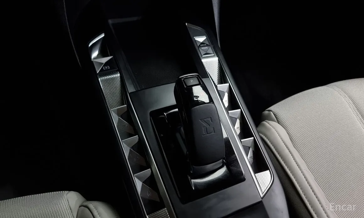 Фото 9 - Citroen DS3