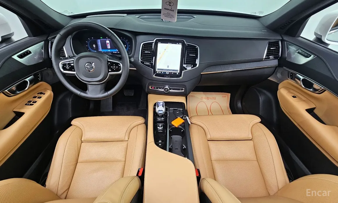 Фото 7 - Volvo XC90