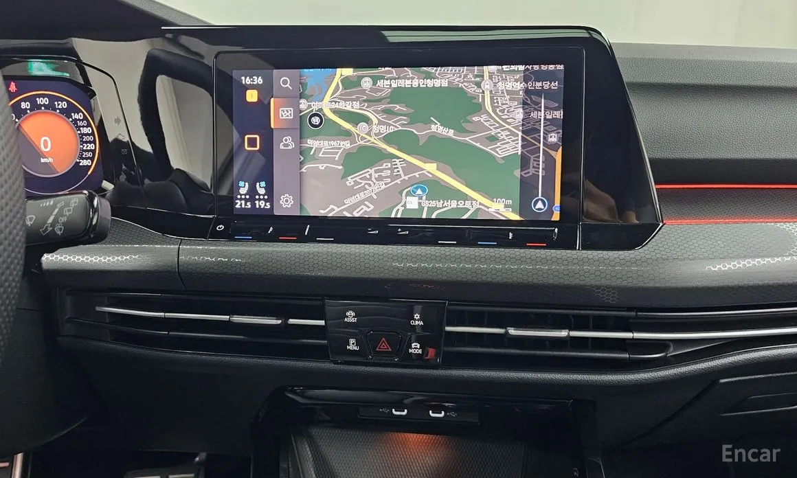 Фото 14 - Volkswagen Golf