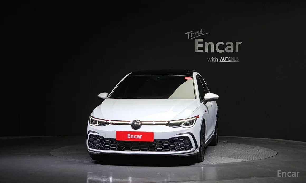 Фото 3 - Volkswagen Golf