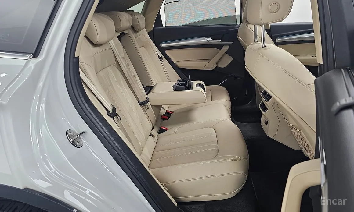 Фото 12 - Audi Q5