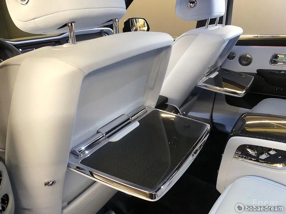 Фото 15 - Rolls-Royce Cullinan