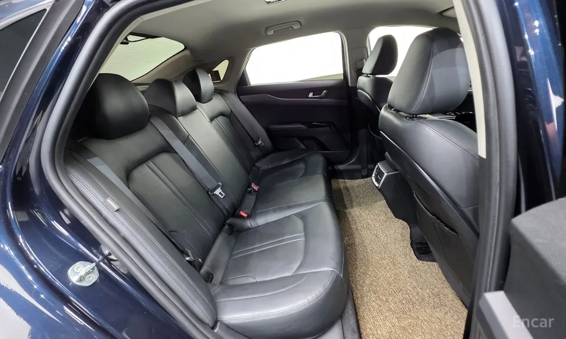 Фото 20 - Kia K5