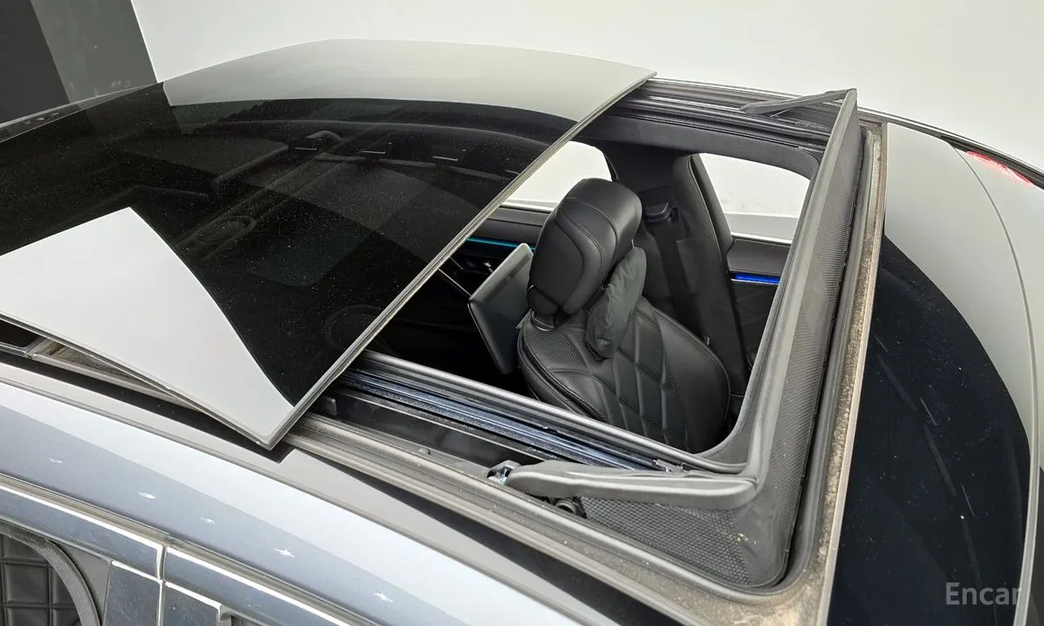 Фото 18 - Mercedes-Benz S-Class