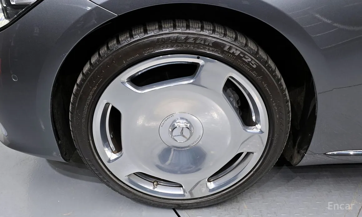 Фото 5 - Mercedes-Benz S-Class