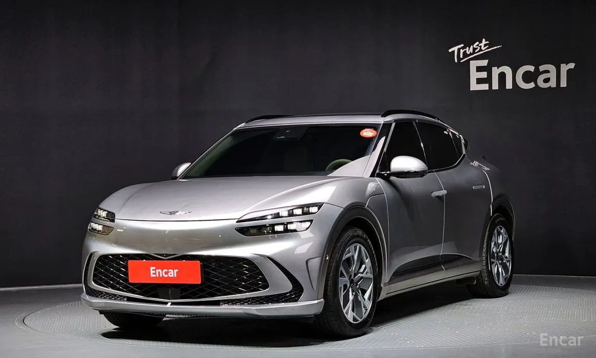 Фото 1 - Genesis GV60