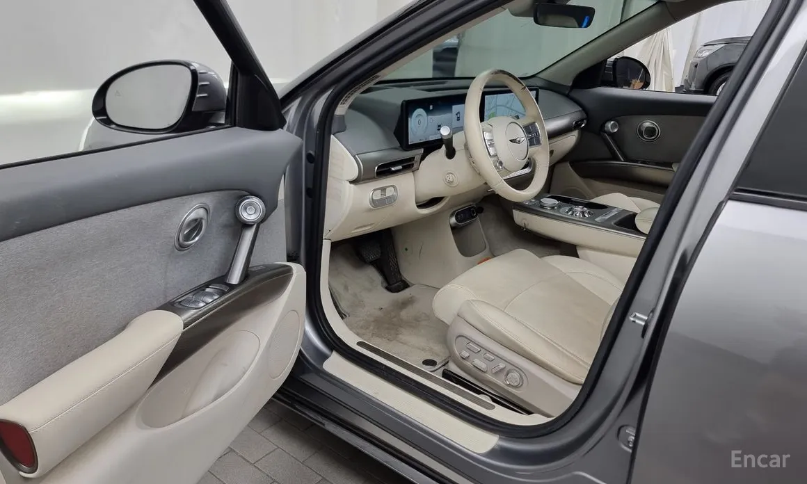 Фото 10 - Genesis GV60