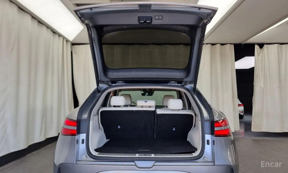 Фото 20 - Genesis GV60