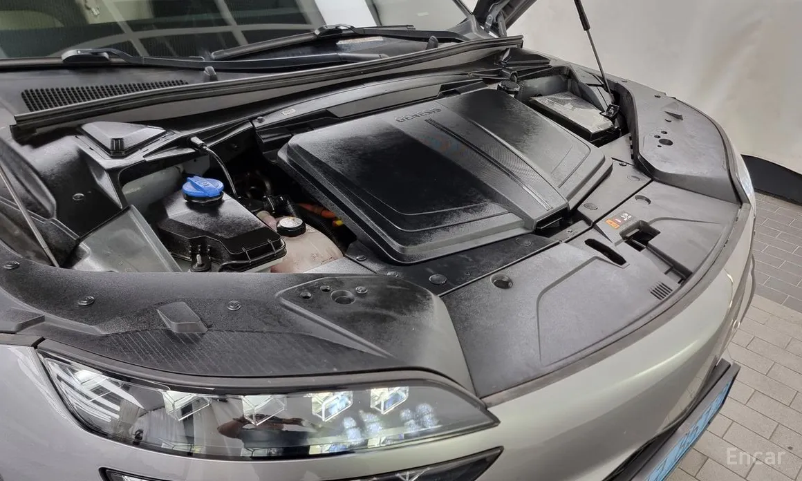 Фото 6 - Genesis GV60