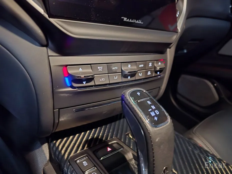 Фото 16 - Maserati Ghibli