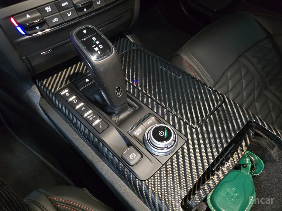 Фото 17 - Maserati Ghibli