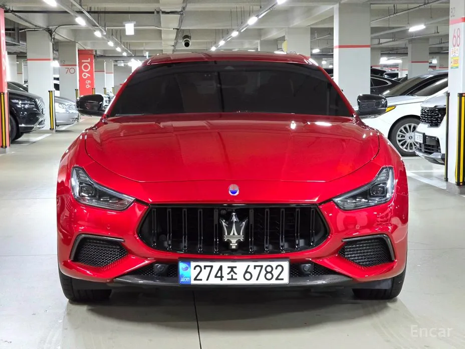 Фото 2 - Maserati Ghibli