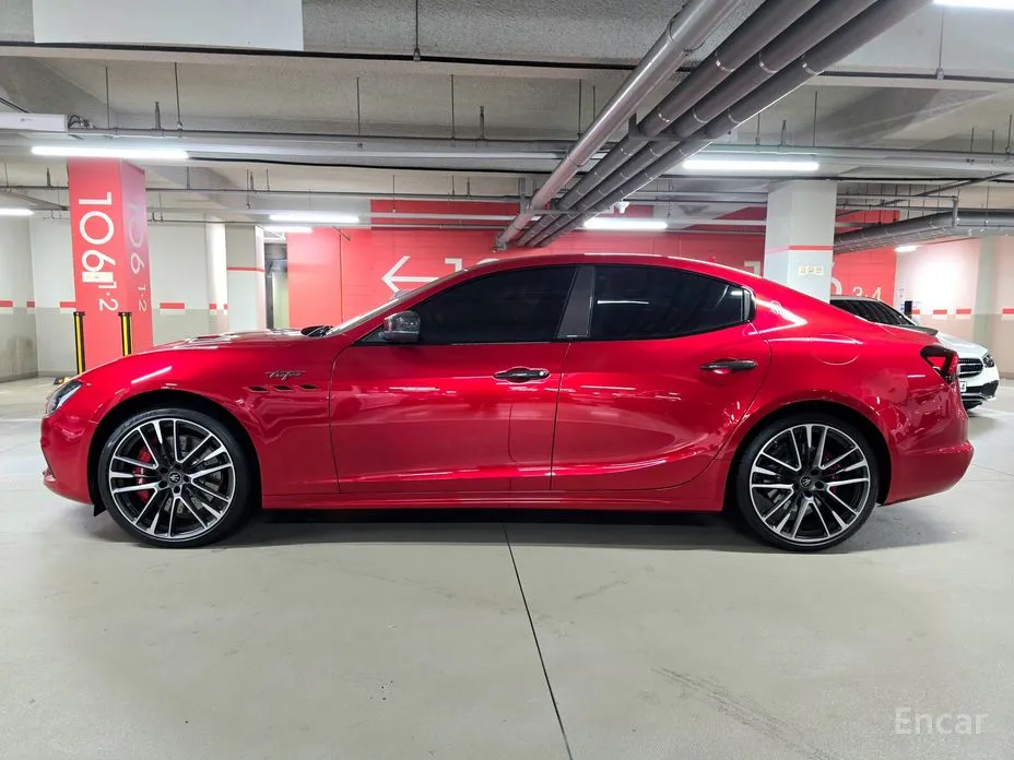 Фото 3 - Maserati Ghibli