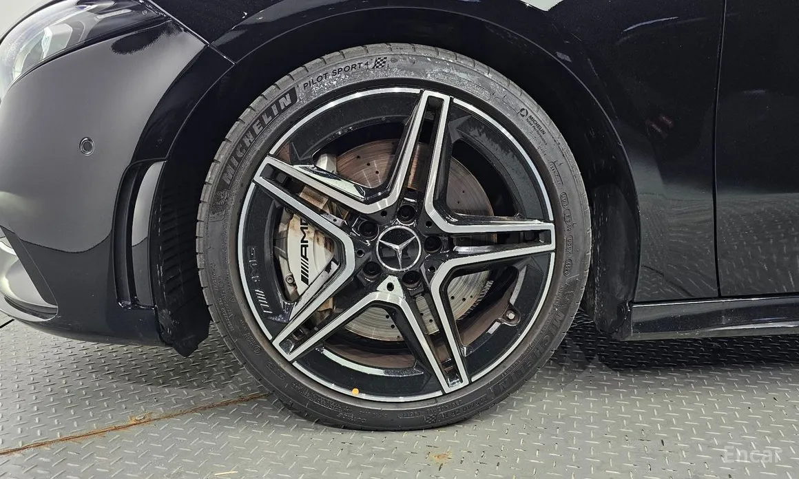 Photo 5 - Mercedes-Benz A-Class