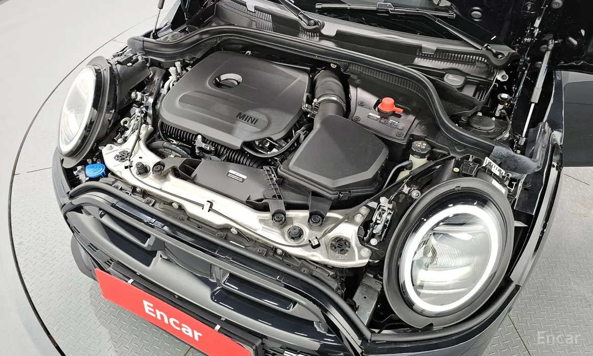 Фото 6 - Mini Cooper Convertible