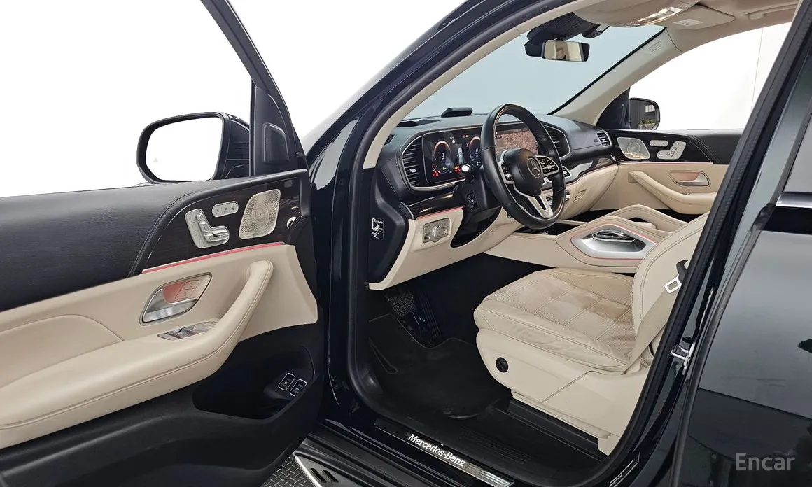 Фото 10 - Mercedes-Benz GLE-Class