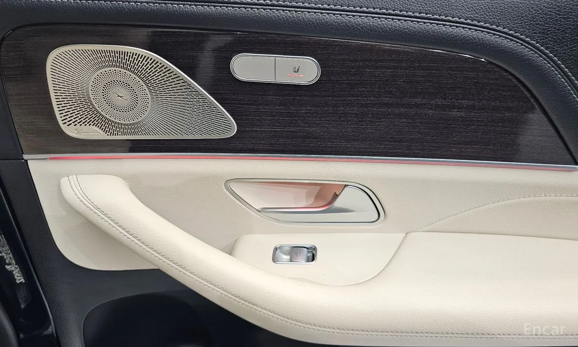 Фото 18 - Mercedes-Benz GLE-Class