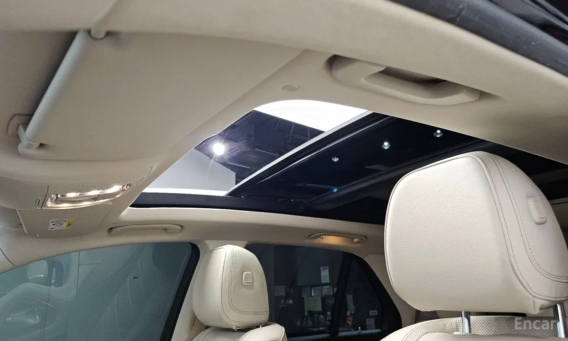 Фото 19 - Mercedes-Benz GLE-Class