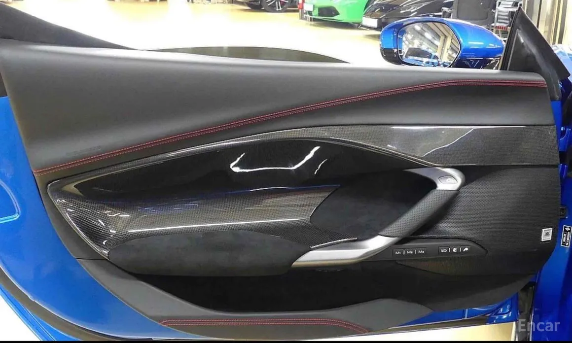 Фото 11 - Ferrari 296