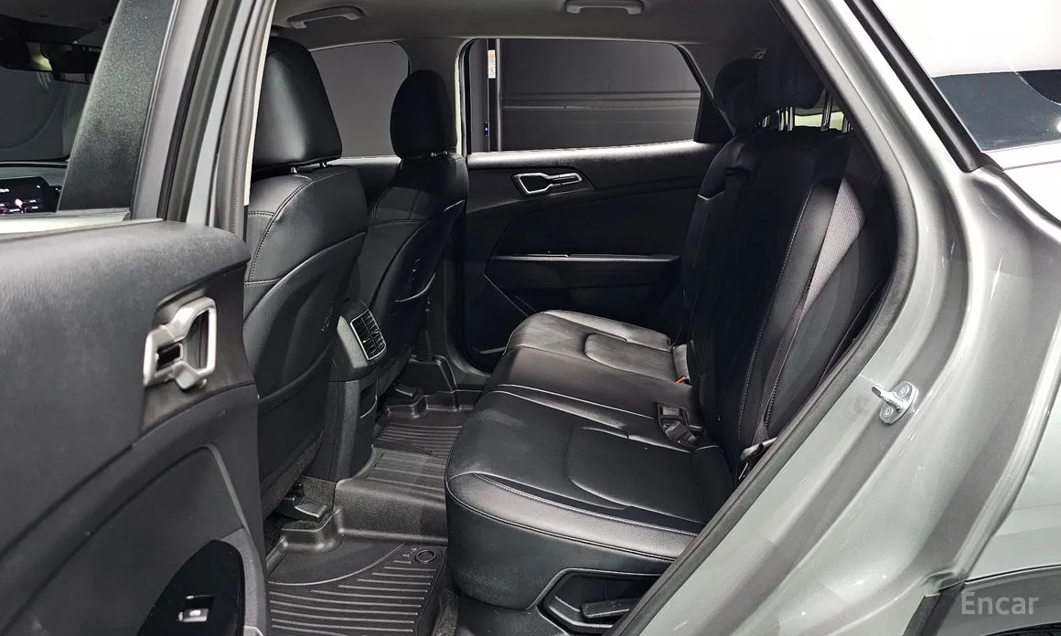 Фото 12 - Kia Sportage