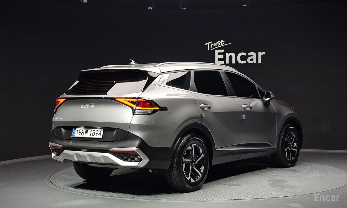 Фото 2 - Kia Sportage