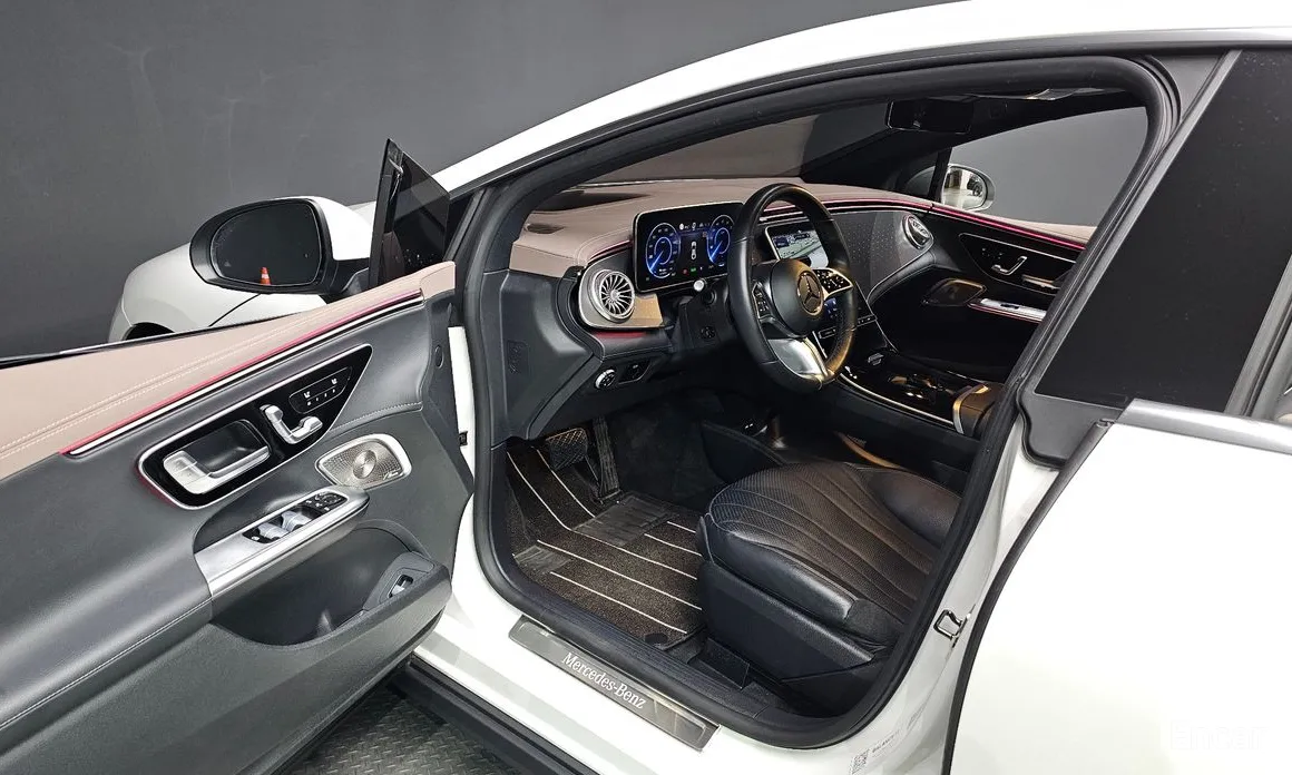 Фото 10 - Mercedes-Benz EQE