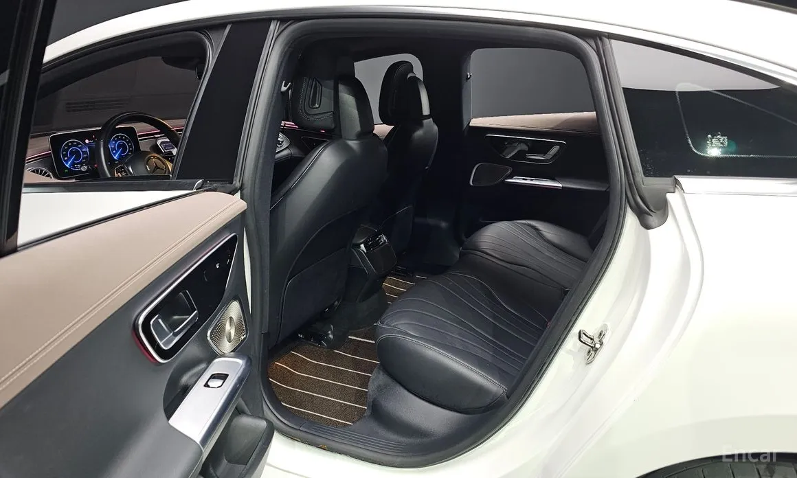 Фото 11 - Mercedes-Benz EQE