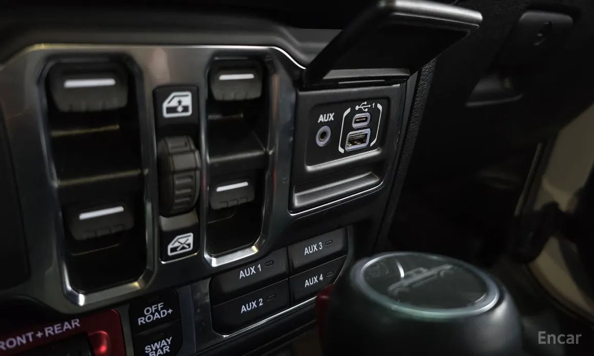 Фото 17 - Jeep Gladiator