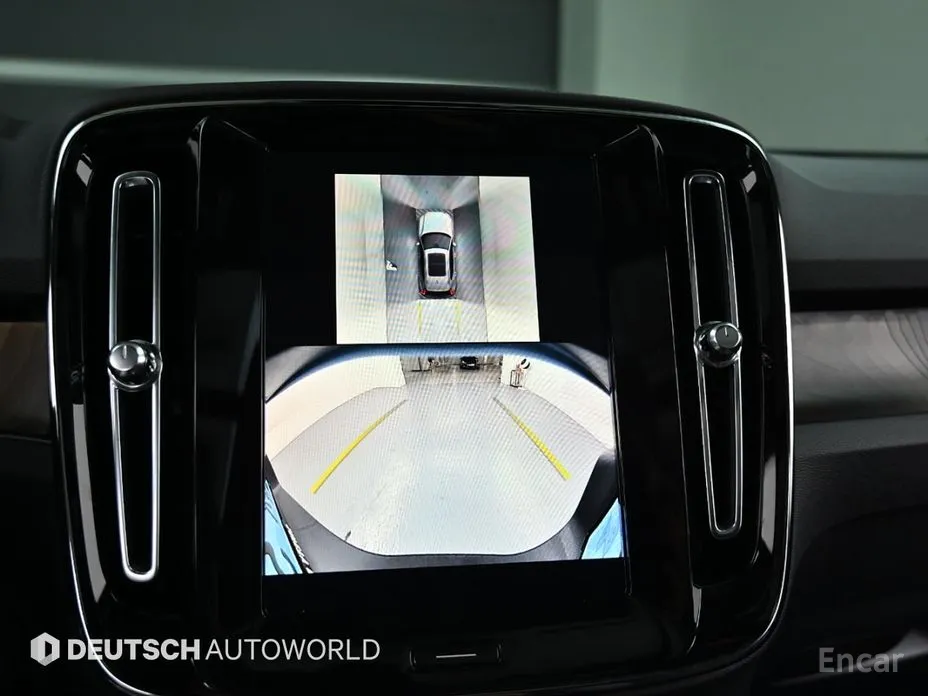 Фото 15 - Volvo XC40