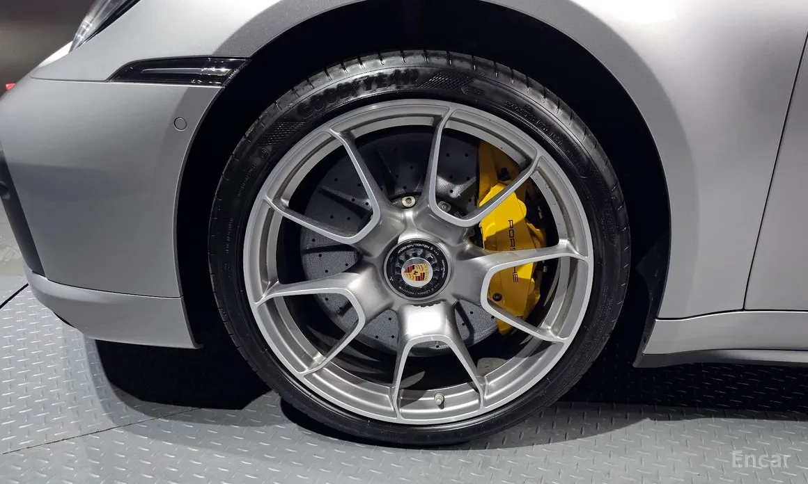 Фото 5 - Porsche 911