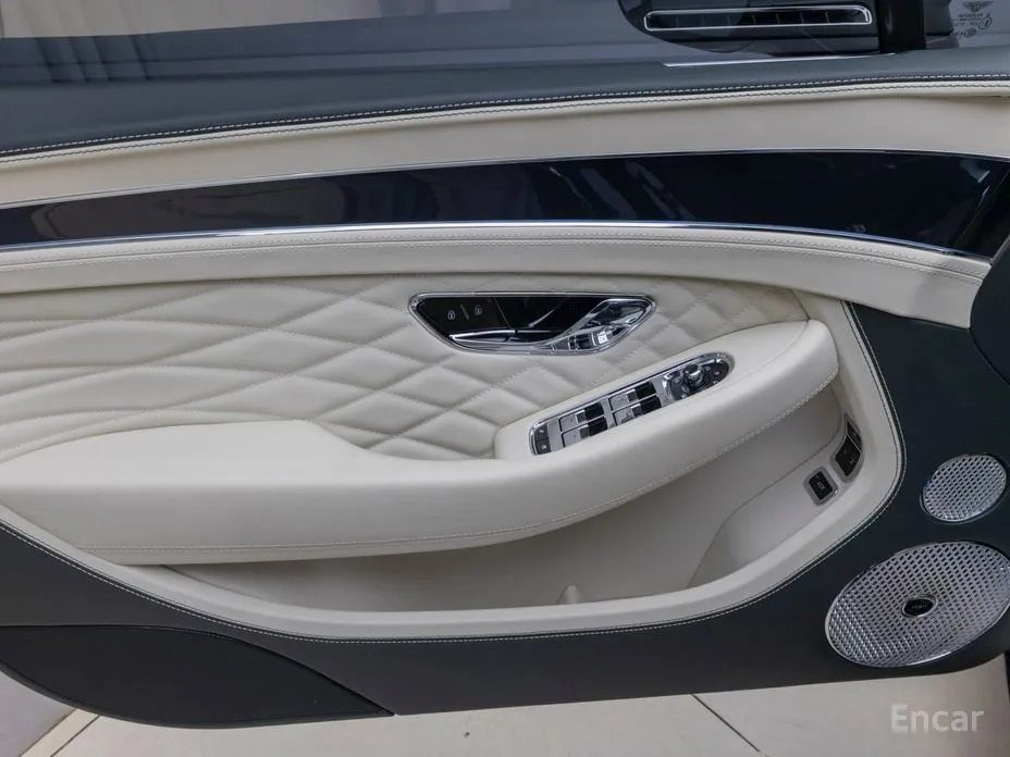 Фото 17 - Bentley Continental GT