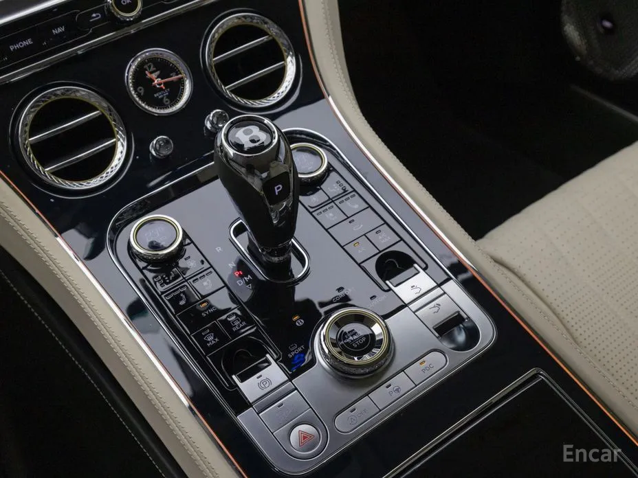 Фото 19 - Bentley Continental GT