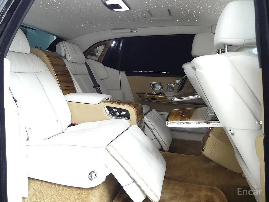 Фото 15 - Rolls-Royce Phantom