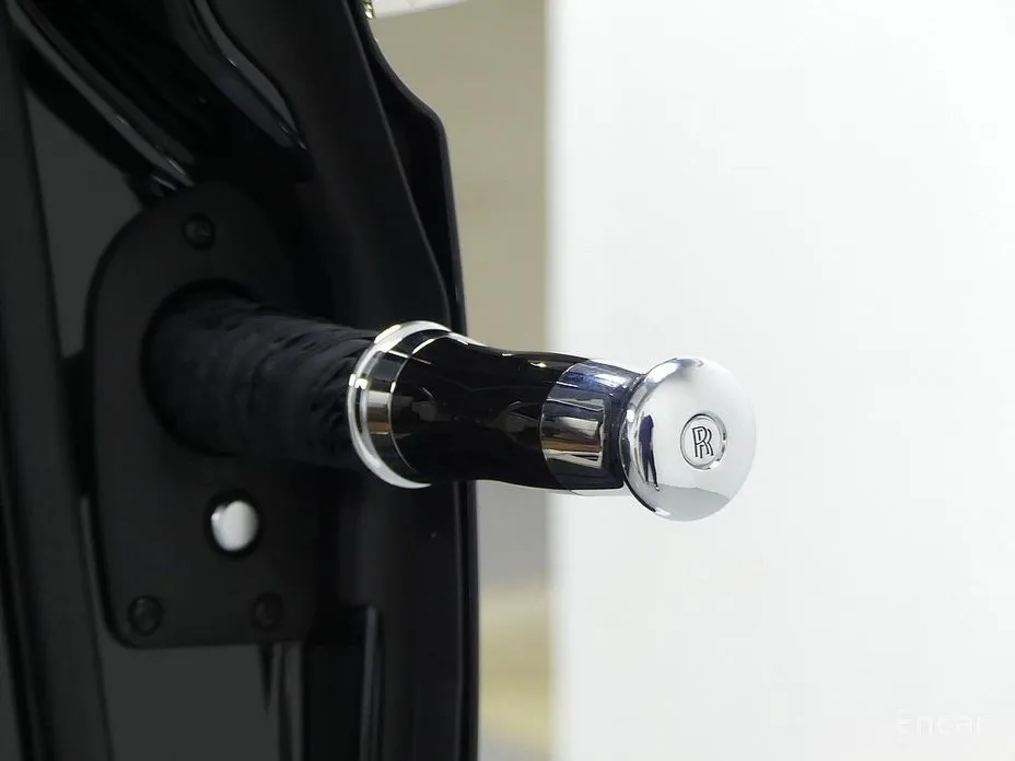 Фото 19 - Rolls-Royce Phantom