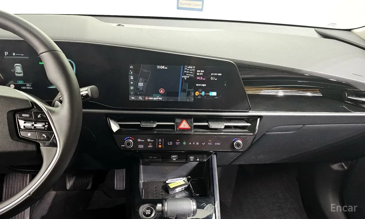 Фото 14 - Kia Niro