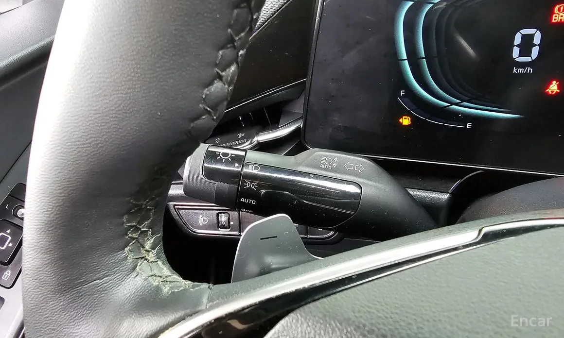 Фото 17 - Kia Niro