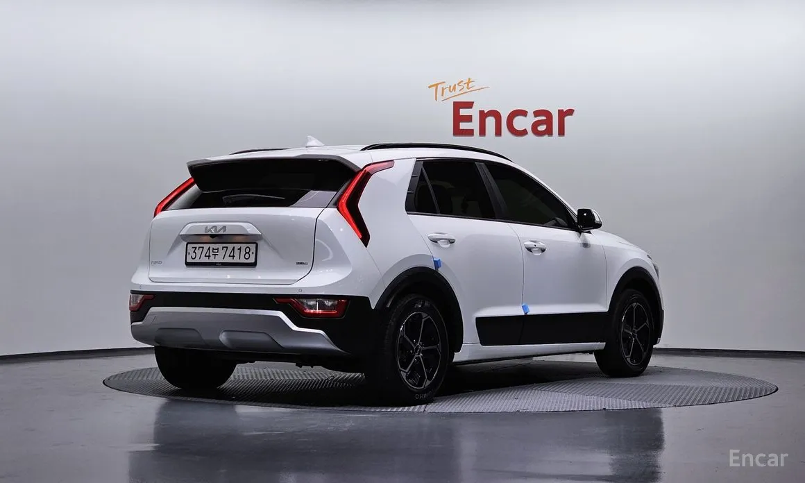 Фото 2 - Kia Niro