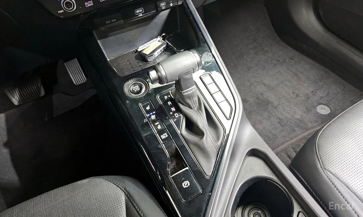 Фото 9 - Kia Niro