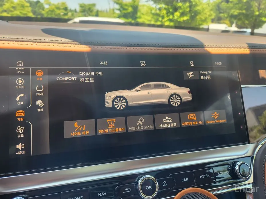 Фото 13 - Bentley Flying Spur