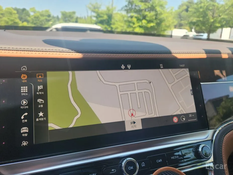 Фото 15 - Bentley Flying Spur