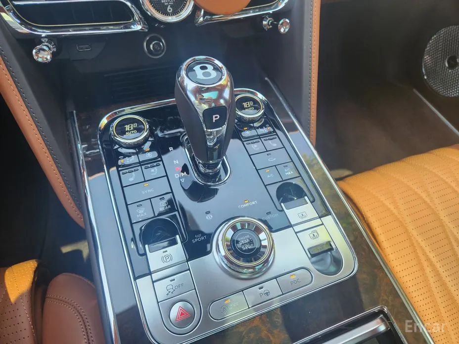 Фото 16 - Bentley Flying Spur