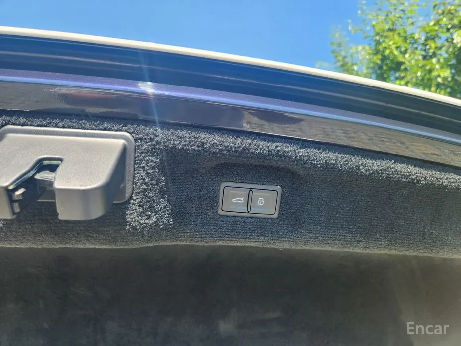 Фото 20 - Bentley Flying Spur