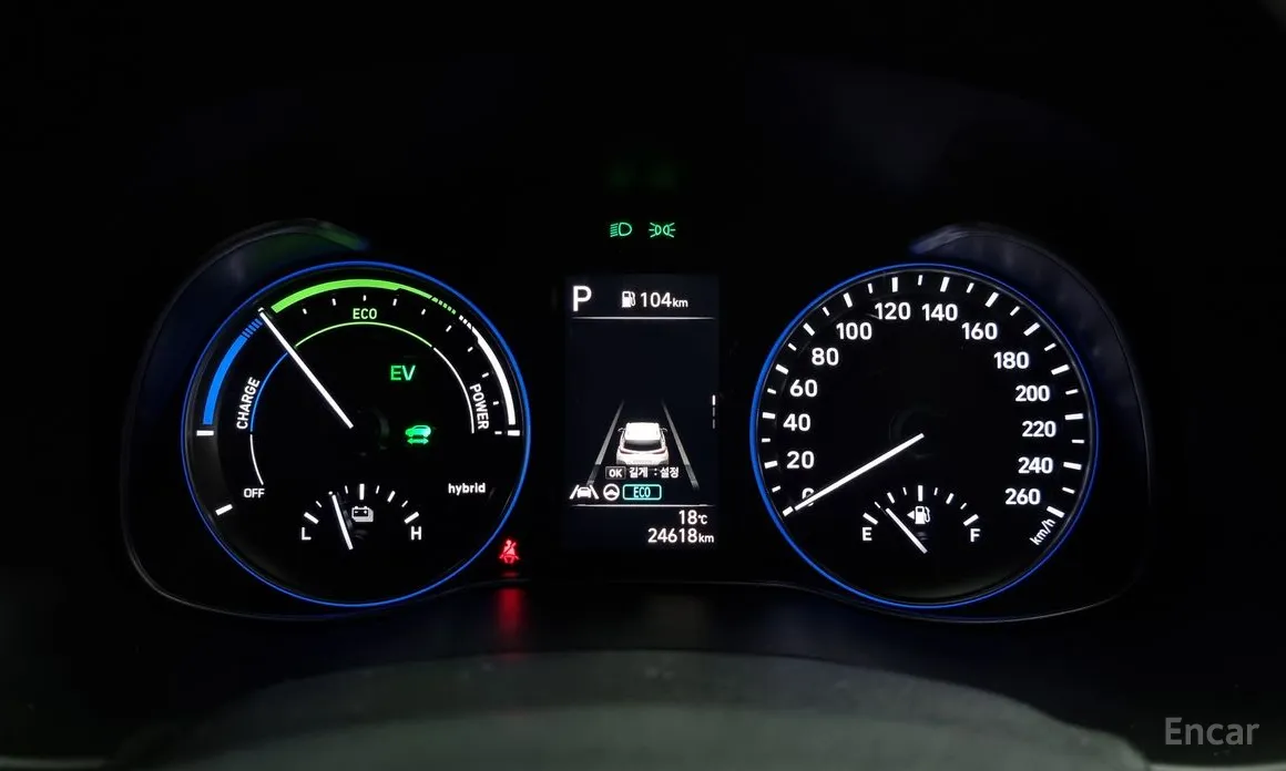 Фото 8 - Hyundai Kona