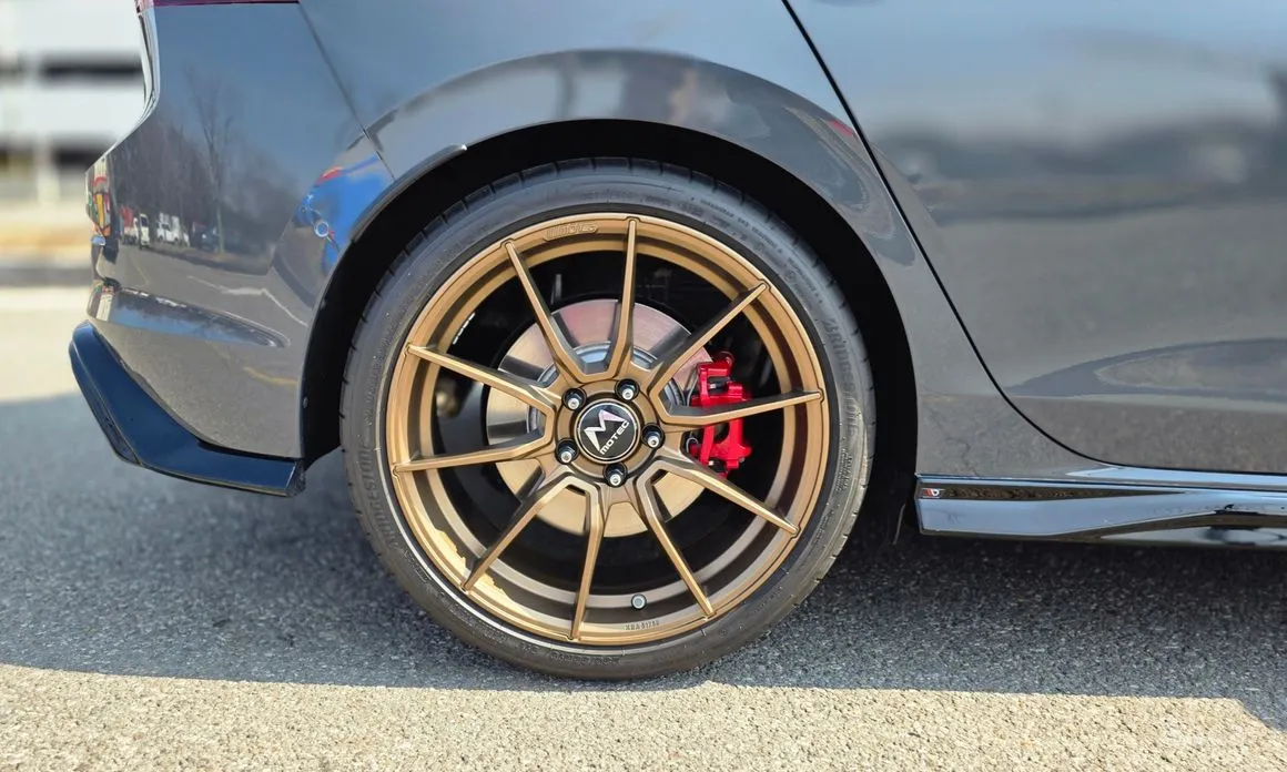 Фото 19 - Volkswagen Golf