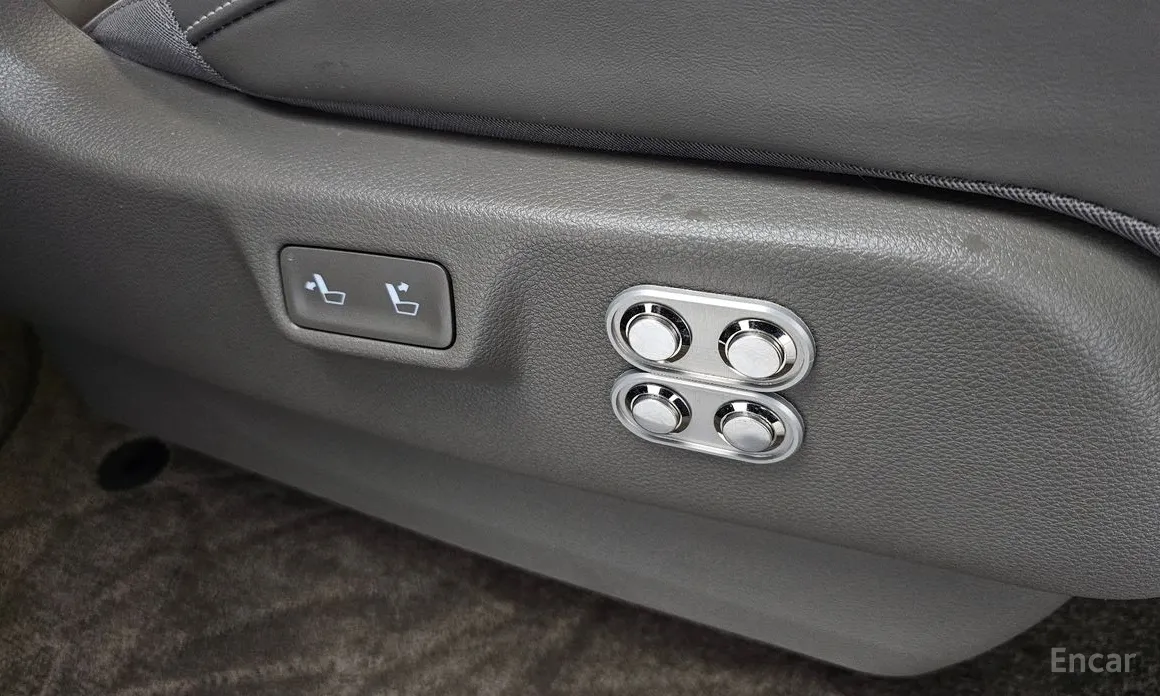 Фото 18 - Kia Carnival