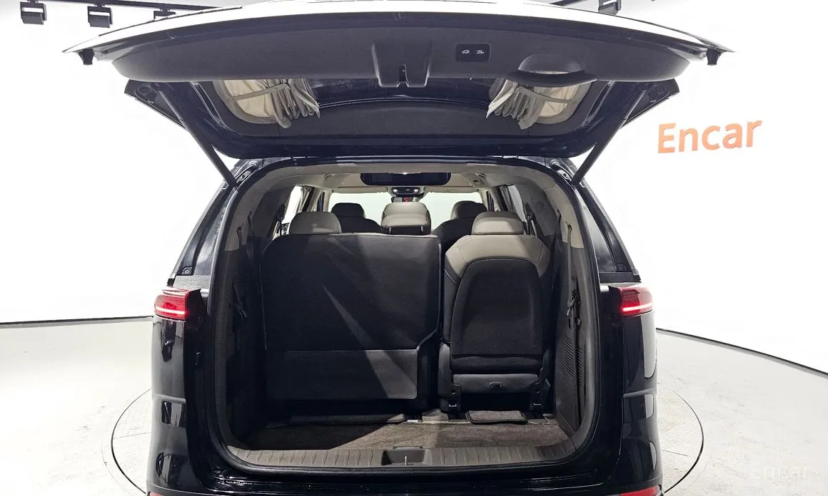 Фото 20 - Kia Carnival